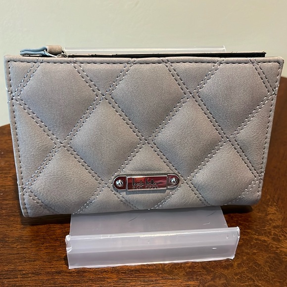 Nicole Miller Wallet 6 x 4 double snap 3 compartments  card& ID holder grey NWOT - Picture 1 of 10